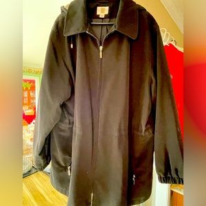 Women’s dressy hooded jacket